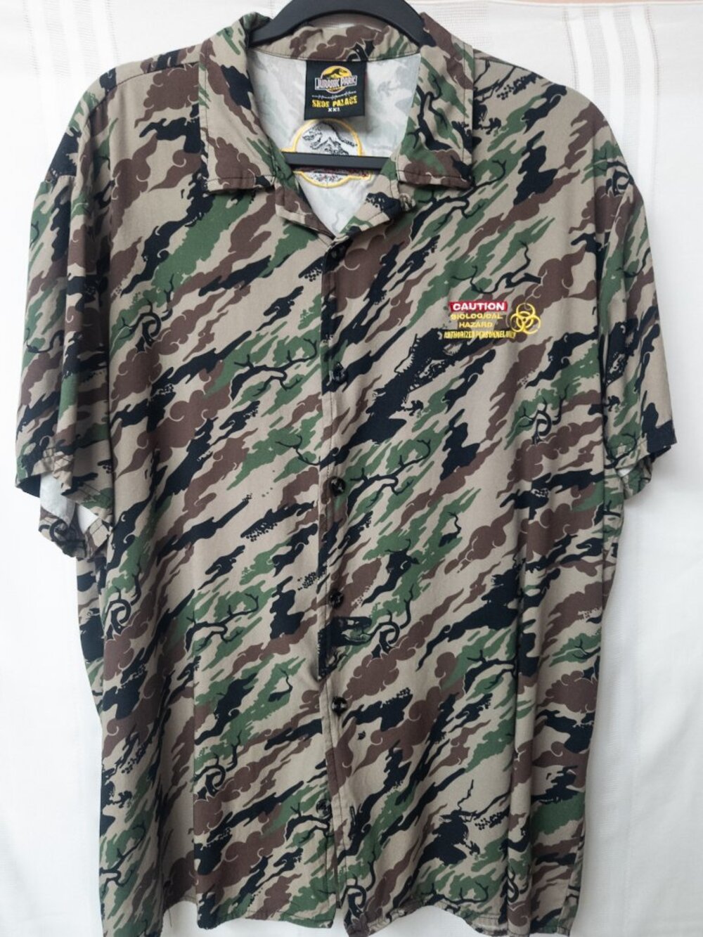 Shoe Palace Jurassic Park Button Up Tiger Camo Top 2XL